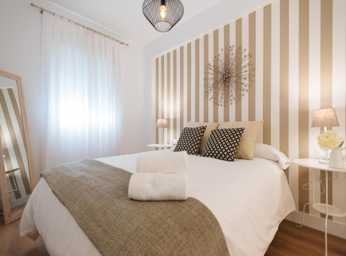 Azahares Suite Apartment Seville Exterior photo