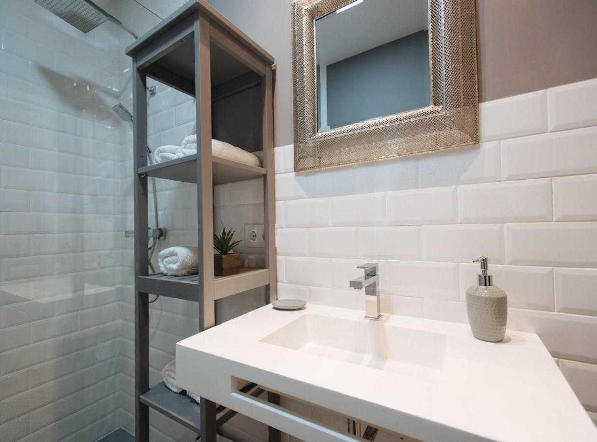 Azahares Suite Apartment Seville Exterior photo